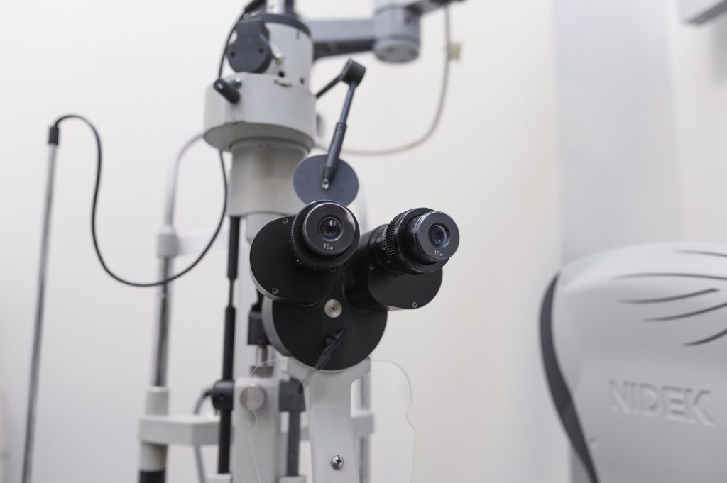 cataract eye exam