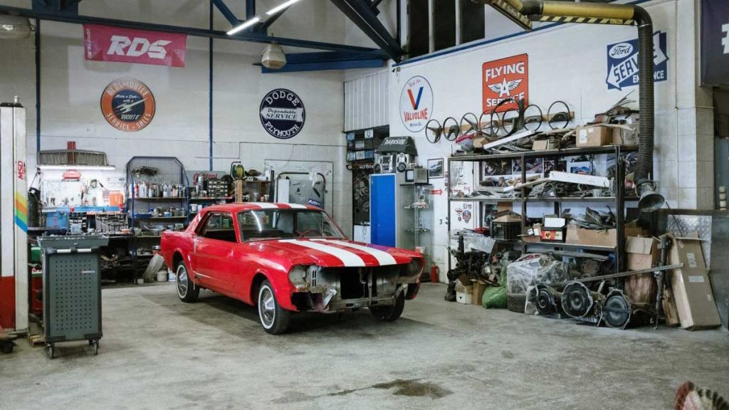 mercedes specialist workshop